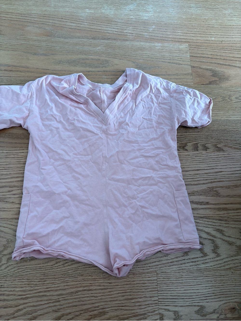 Pink romper - Picture 3 of 3